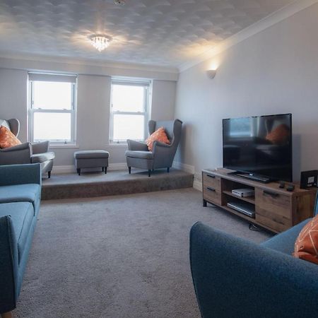 North Beach Heights - 2 Bedroom Penthouse - Tenby Zewnętrze zdjęcie