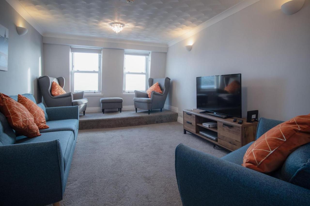 North Beach Heights - 2 Bedroom Penthouse - Tenby Zewnętrze zdjęcie