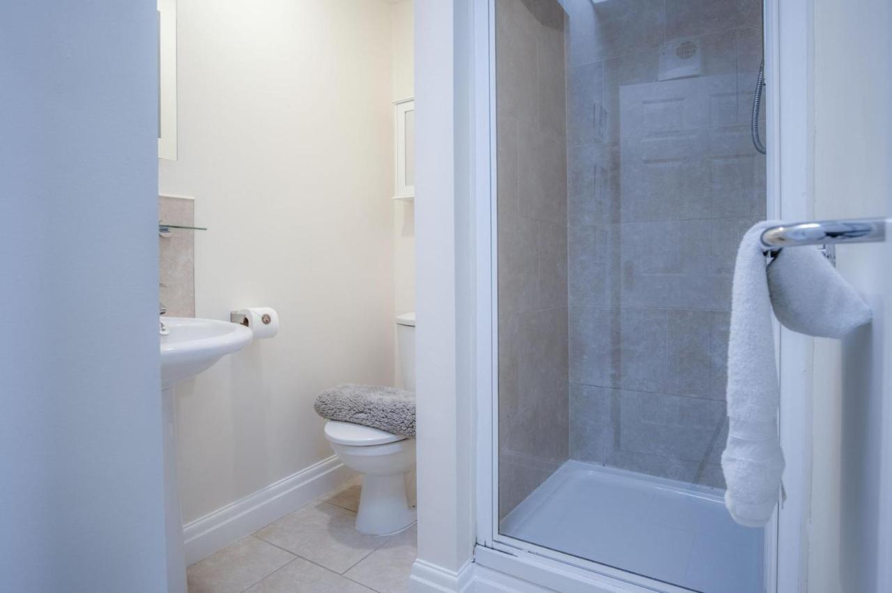 North Beach Heights - 2 Bedroom Penthouse - Tenby Zewnętrze zdjęcie