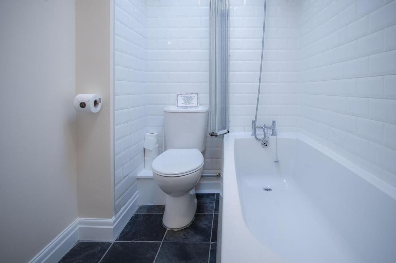 North Beach Heights - 2 Bedroom Penthouse - Tenby Zewnętrze zdjęcie