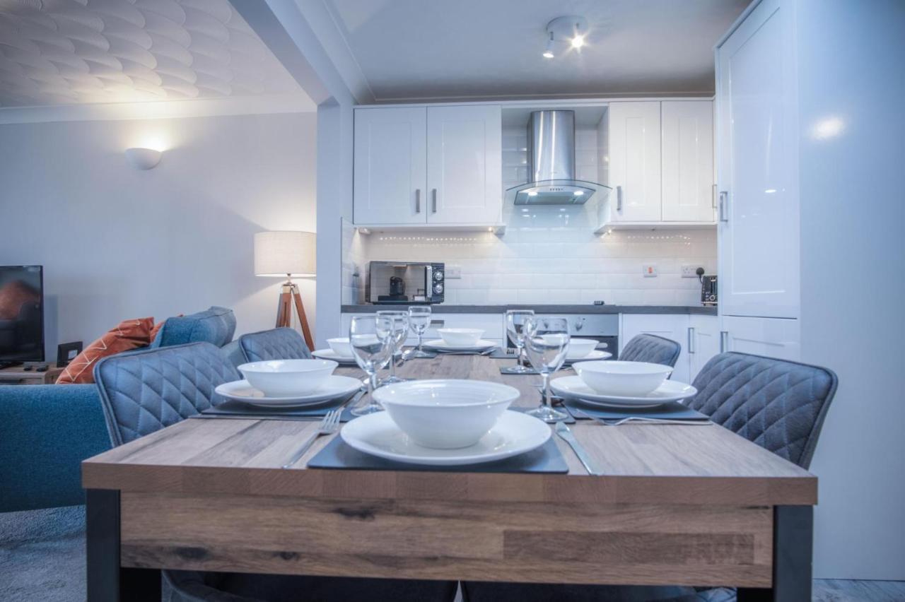 North Beach Heights - 2 Bedroom Penthouse - Tenby Zewnętrze zdjęcie