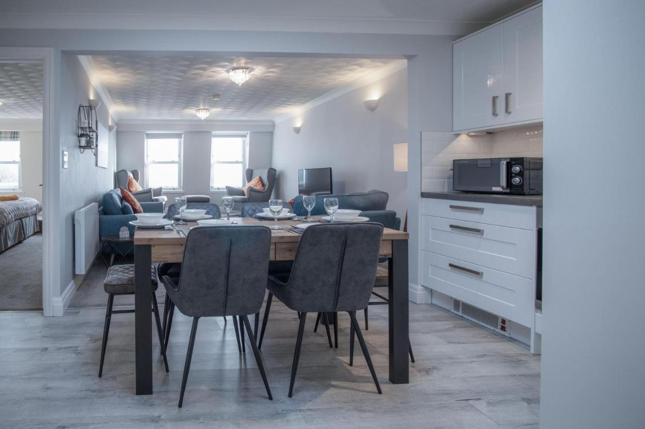 North Beach Heights - 2 Bedroom Penthouse - Tenby Zewnętrze zdjęcie