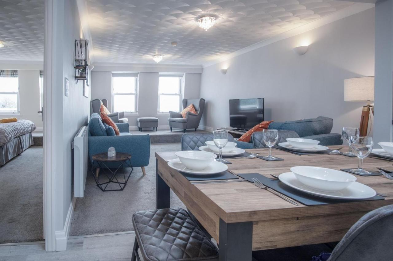 North Beach Heights - 2 Bedroom Penthouse - Tenby Zewnętrze zdjęcie